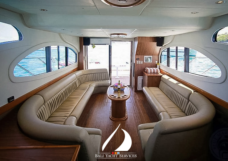 Bali Boat Rental Accura38