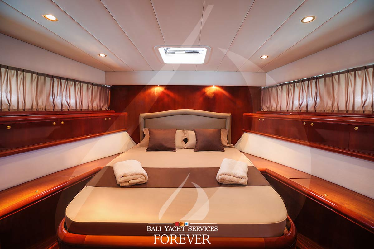 Luxury Yacht Interior photo, Rizzardi Yacht